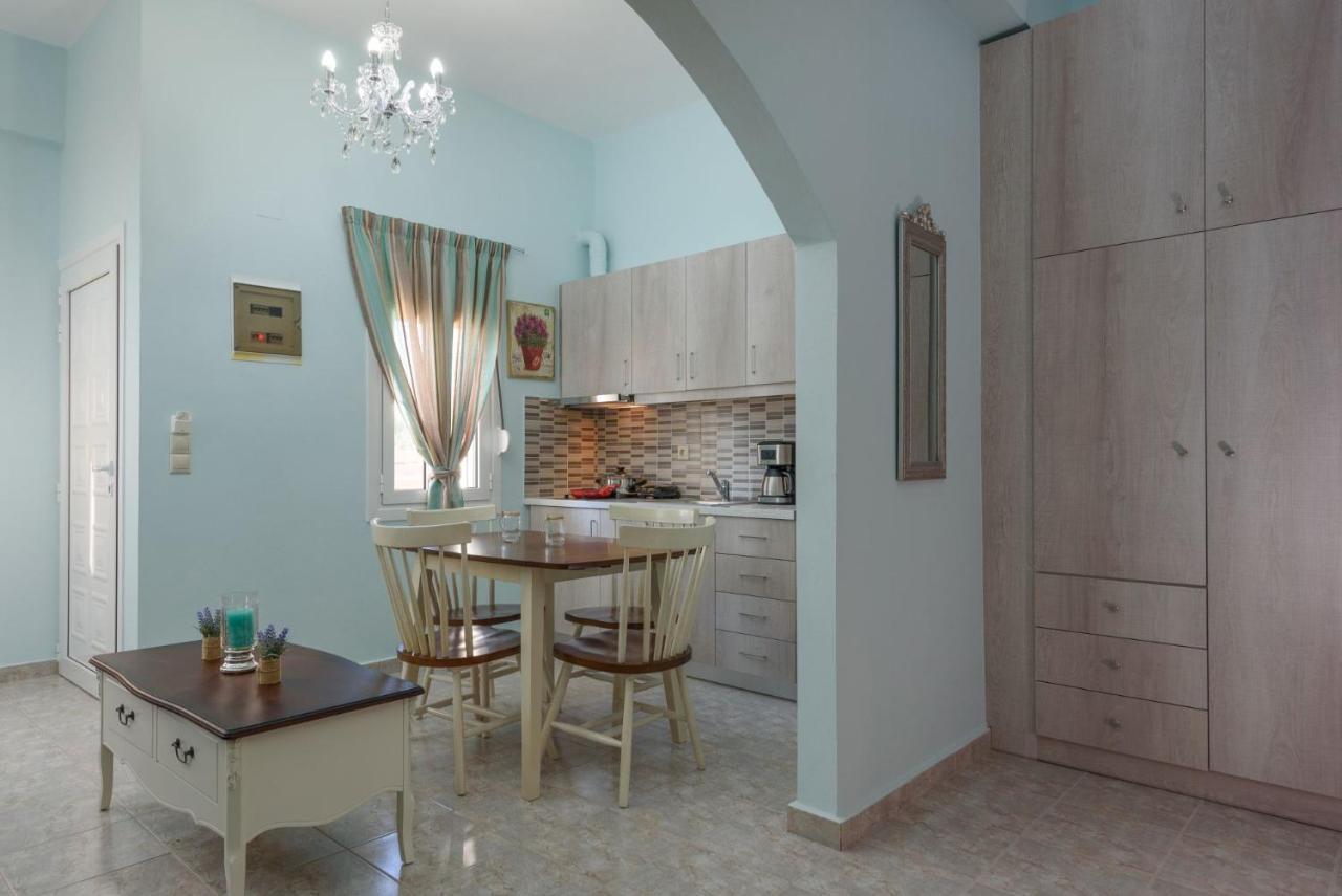 Spyros Apartments With Pool Kalamaki  Exterior foto